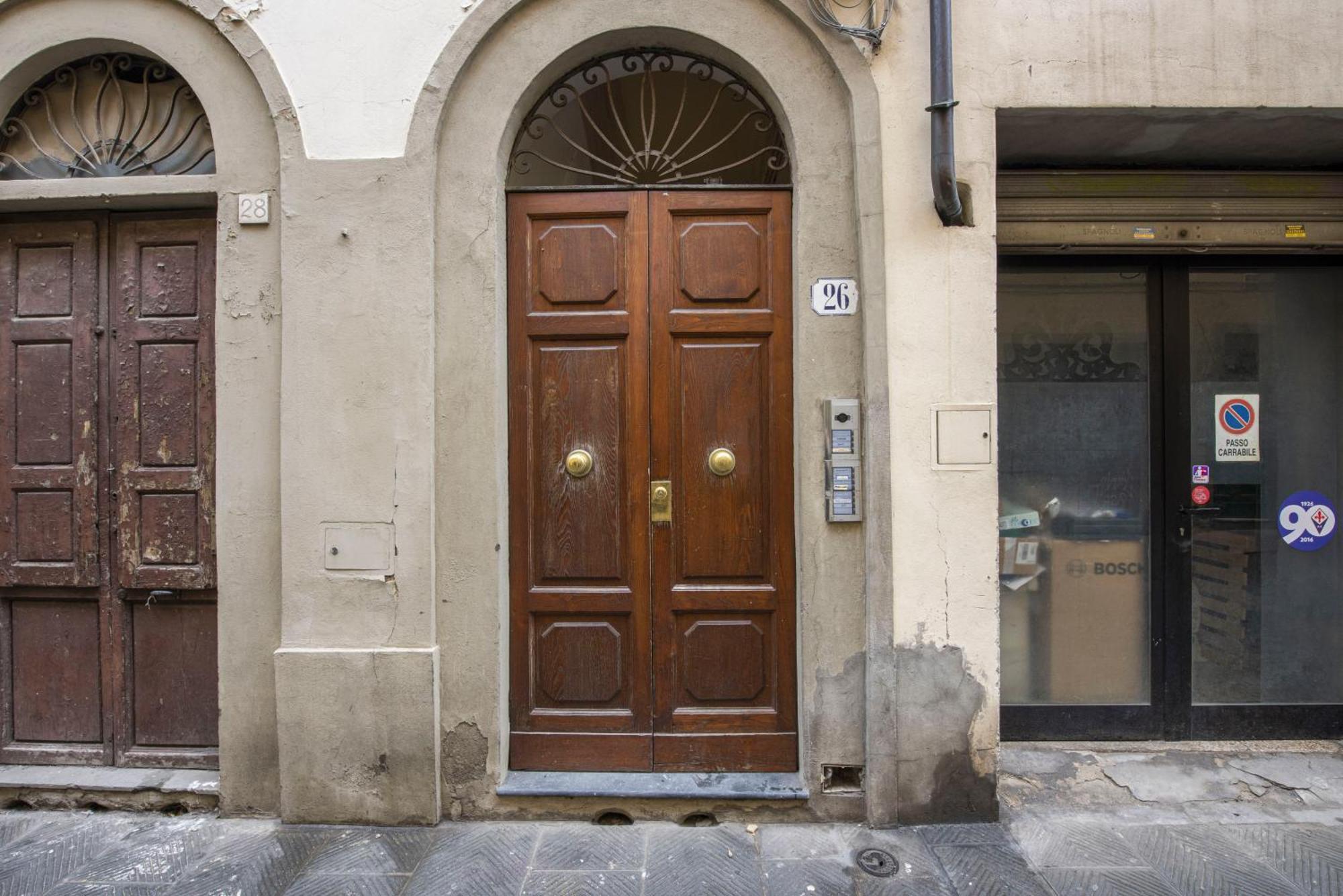 Oltrarno Classic By Mmega Florence